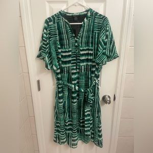 Robert Louis Green and White Flowy Midi Dress Size L